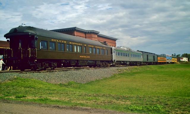 North Shore Scenic Railroad